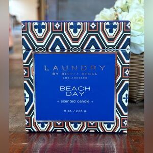 New BEACH 🏖️ DAY 8-OZ Scented CANDLE by LAUNDRY by Shelli Segal!